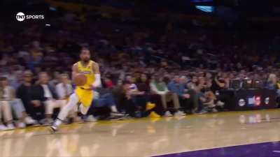 [Highlight] KD stuffs Gabe Vincent (with replay)