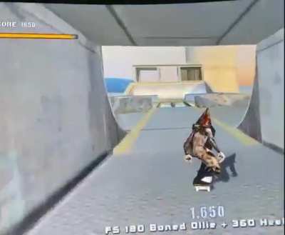 Pyramid head doing some sick tricks