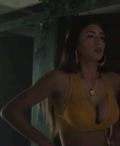 Mimi Keene - Sex Education Tits Scene (Part 3) (S3 E1)