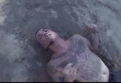 A classic felony fight - Brutal!!!!!!