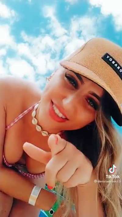 👀 👀