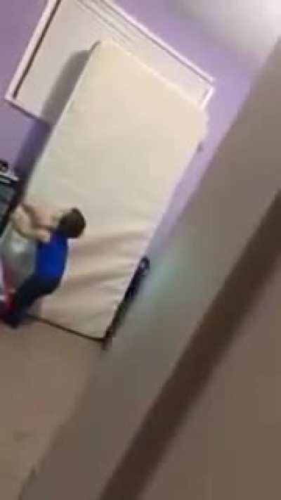 „The mattress seems interesting“