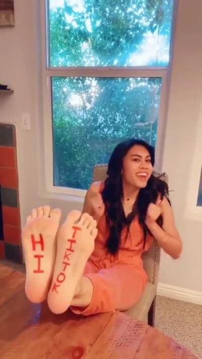 Ashley Argota 