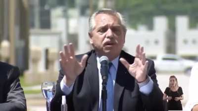 Alberto Fernandez, el unico que promulga que va a dar una guerra contra la inflación mañana, y no sabe que dia es.