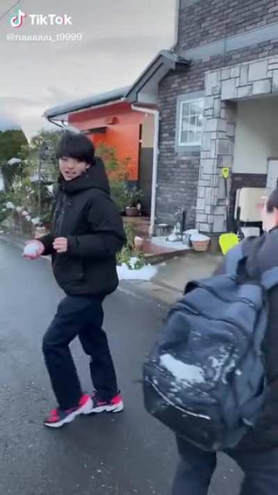 Snowballs can hurt
