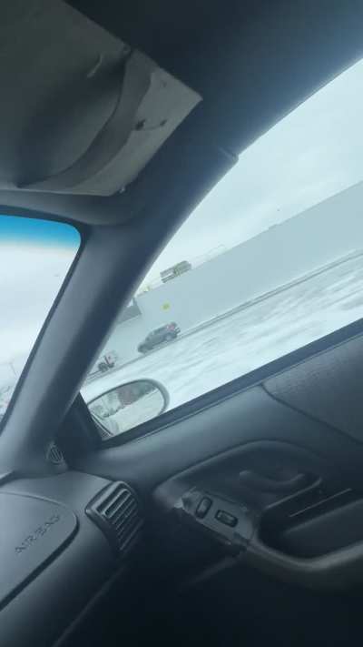Camaro having fun in the snow ⛄️