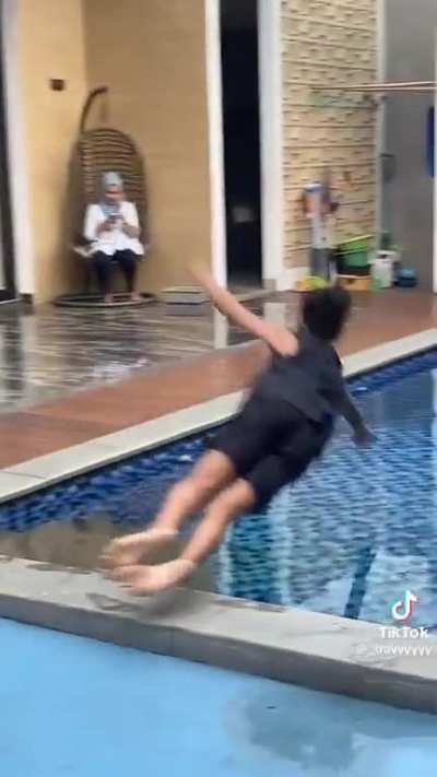 Uyyy si Jordan Pool