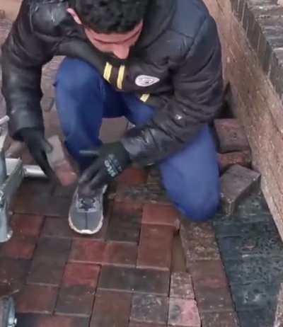 Brick Cutter