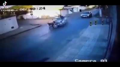 Stop sign be carful