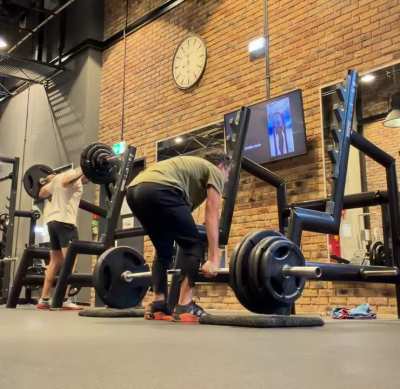 Did I pull the slack out correctly?- Deadlift 180kg @ 65kh