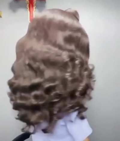 Flowing Locks