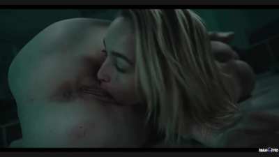 Two insanely hot girls in a lesbian 69