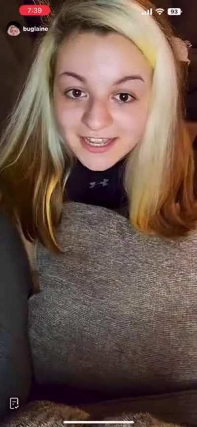 ‎