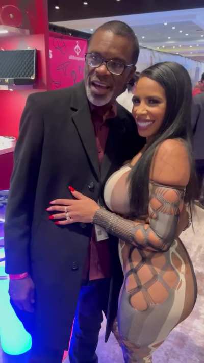 Havana Ginger at AVN 2026 🔥