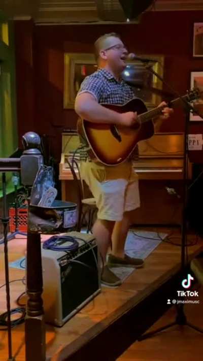My live cover of Welcome To The Internet by Bo Burnham. The audience loved it (thankfully), and I hope you do as well!