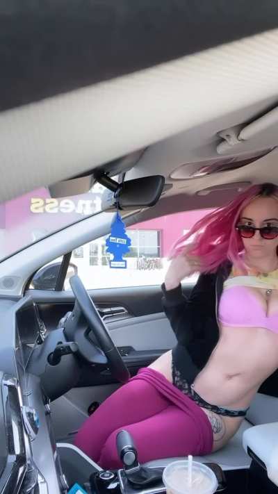 Flashing at the gym as usual