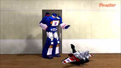 Soundwave comes back home after proving his superiority