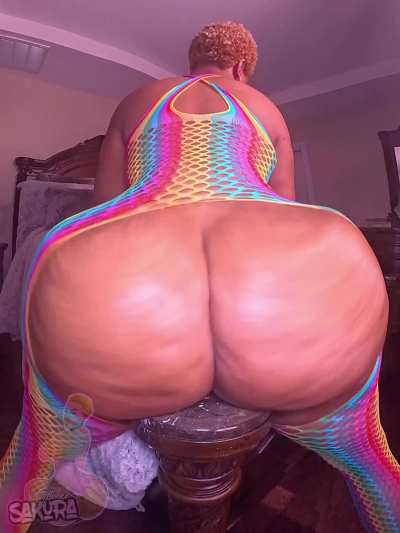 [26] If you see me doing this, it means I want you to fuck me