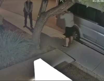 Man v pistol