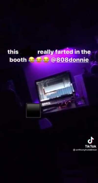 Y’all ever think Carti has farted in tha booth before?
