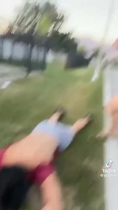 😞✊