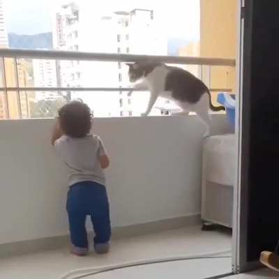 Don’t help, just film