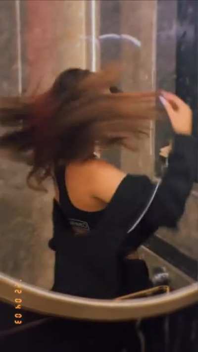 doesn't it look exactly like a fucking BLACKEDRAW intro? you think avneet might be getting it?