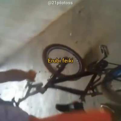 MUQUINHA DA UMA FORÇA NO TRAMPO DO MEU IRMAO