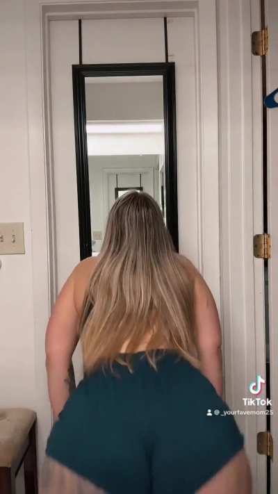 @_yourfavemom25