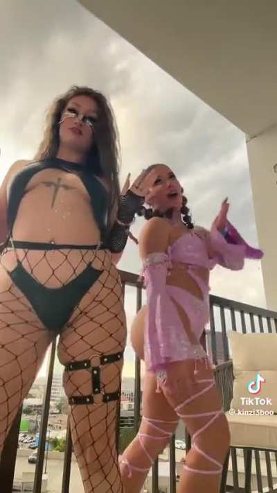 🎂