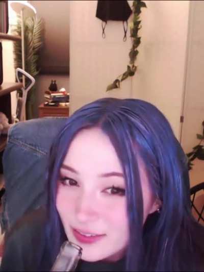 Blue hair Tina 