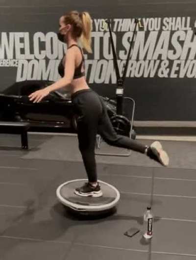 Dove Cameron