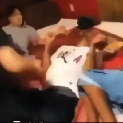 Bryant Williams jumping the fuck out of Gune(shocking)