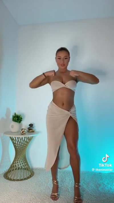 Nina with the moves
