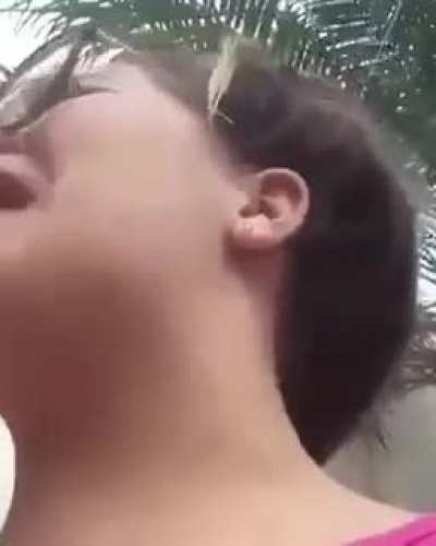 Deve ter tomado um coro