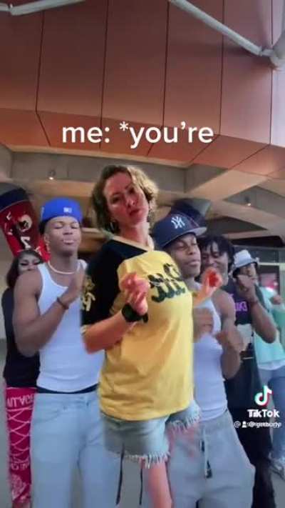 ✋