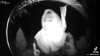 Weird doorbell camera footage