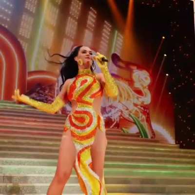 Great leg show during Vegas show