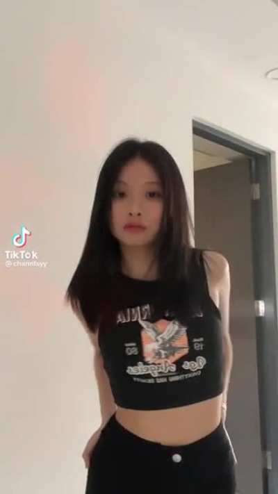 lick her armpits