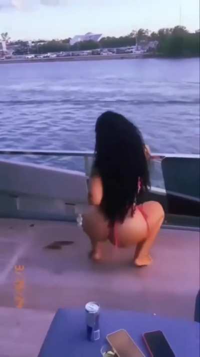Bubble butt