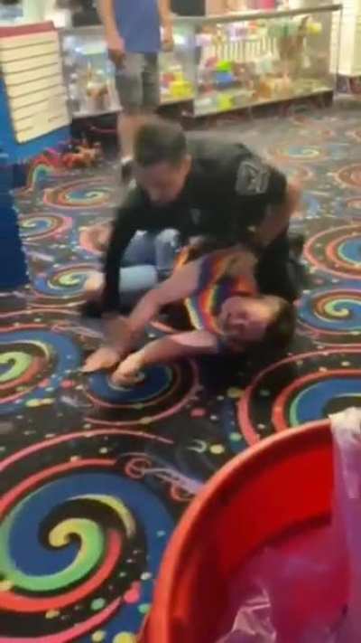 girl finds out assaulting a cop isn't a great idea