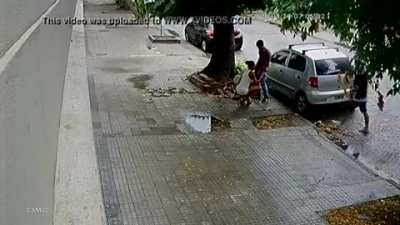 Getting robbed while getting a BJ in public