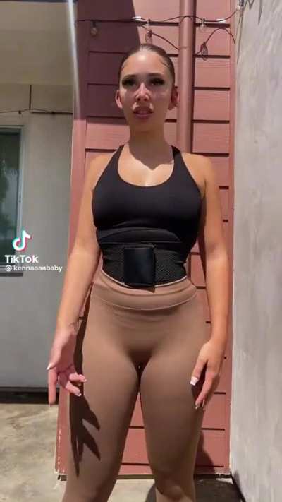 Slim Thick Thang