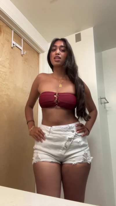 Ritisha looking fine