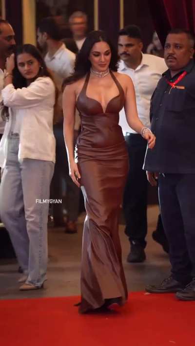 Kiara advani walk hit