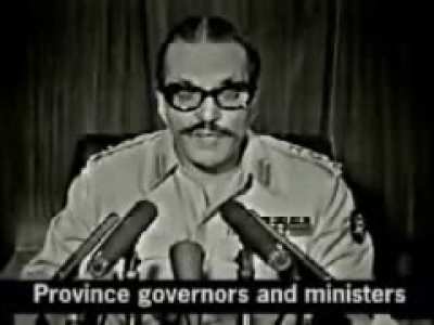 Average TV-watching experience in Pakistan 😎😎😎😎
