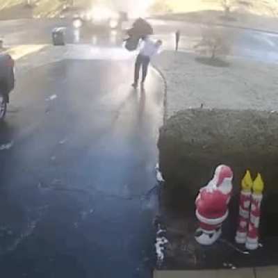 Heading Into Work Or Ice Skating 101 - lovely lunge to start followed by a charismatic slide just failed to nail the landing...you just know he felt that!!!