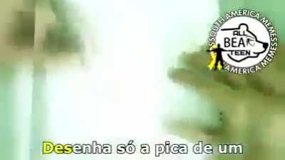 kkkkkkkkkkk tenta cantar junto parece q vc ta cantando certinho a musica original