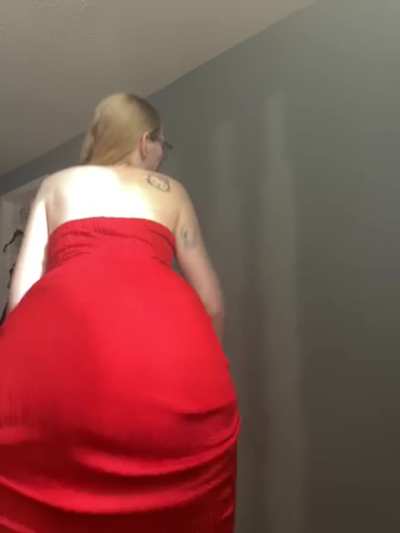 Tall Slimthic Pawg 🍑Twerking this ass all night! Ready to have some fun! [pty]<wbr>[sck]<wbr>[snp]<wbr>[sext<wbr>][cam<wbr>][pop<wbr>][vid<wbr>][pic<wbr>][aud<wbr>][gfe<wbr>][fet<wbr>][pss<wbr>][rat<wbr>e]