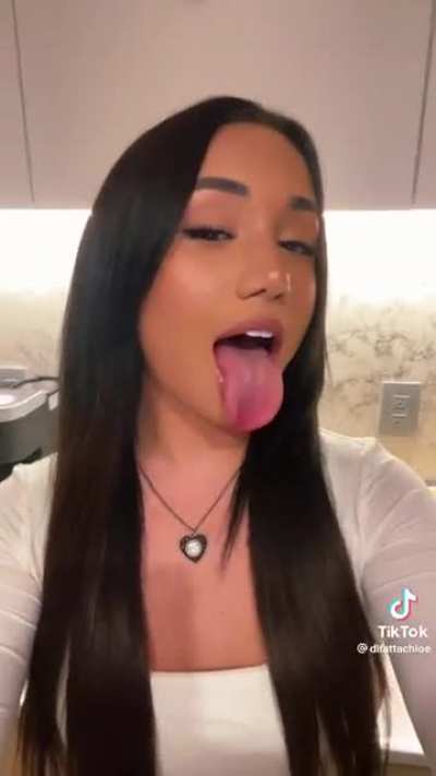 Chloe diffata tongue out pt.1